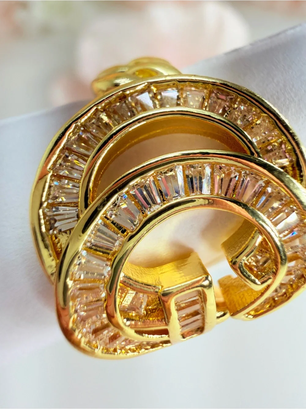 Stainless steel Gold Crystal Circle Statement Ring - Women Jewelry